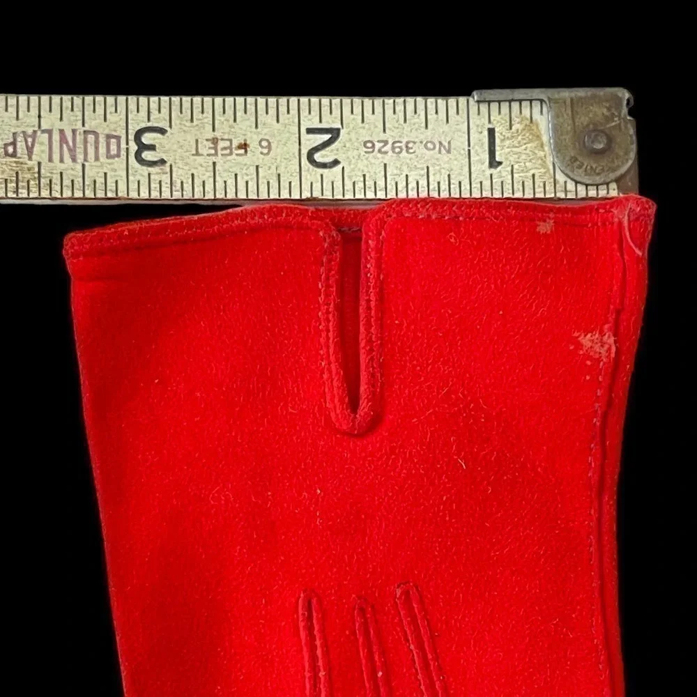 Vintage Sexy Fire Red Suede 1960’s Wrist Length Driving Gloves Warm Winter Wear
